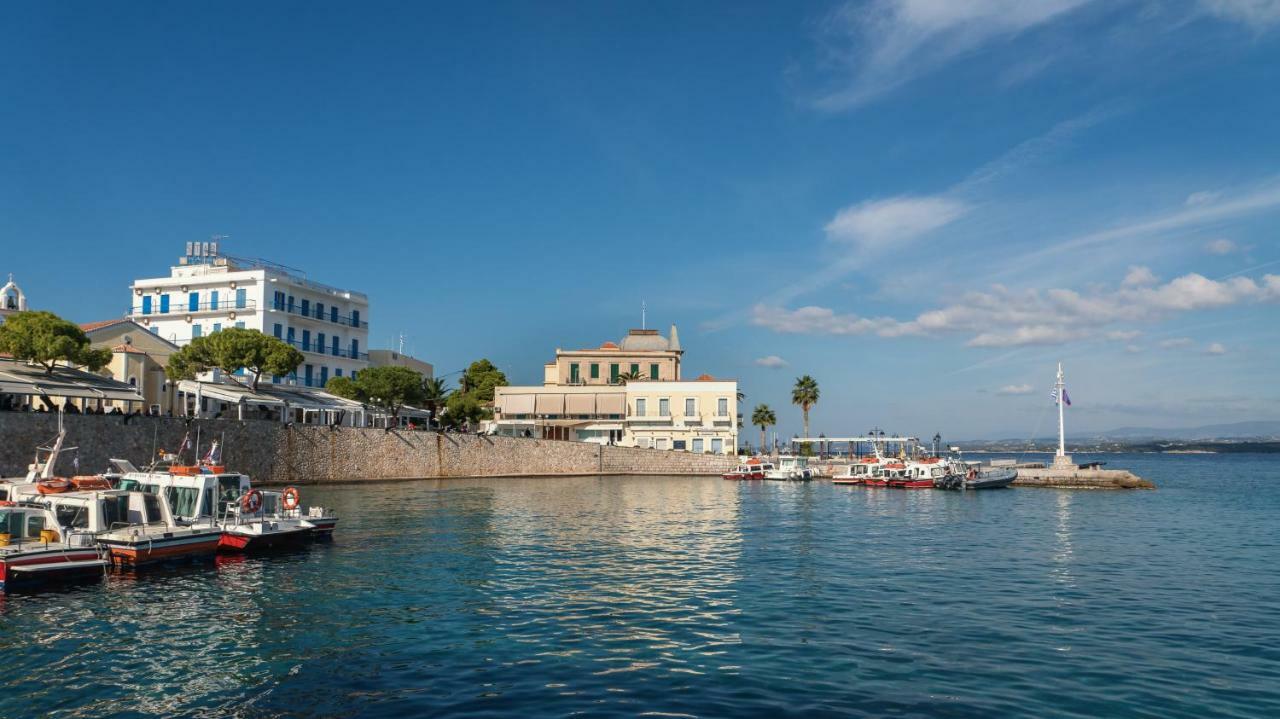 Porto Vecchio Luxury Suites Spetses Town Exterior photo