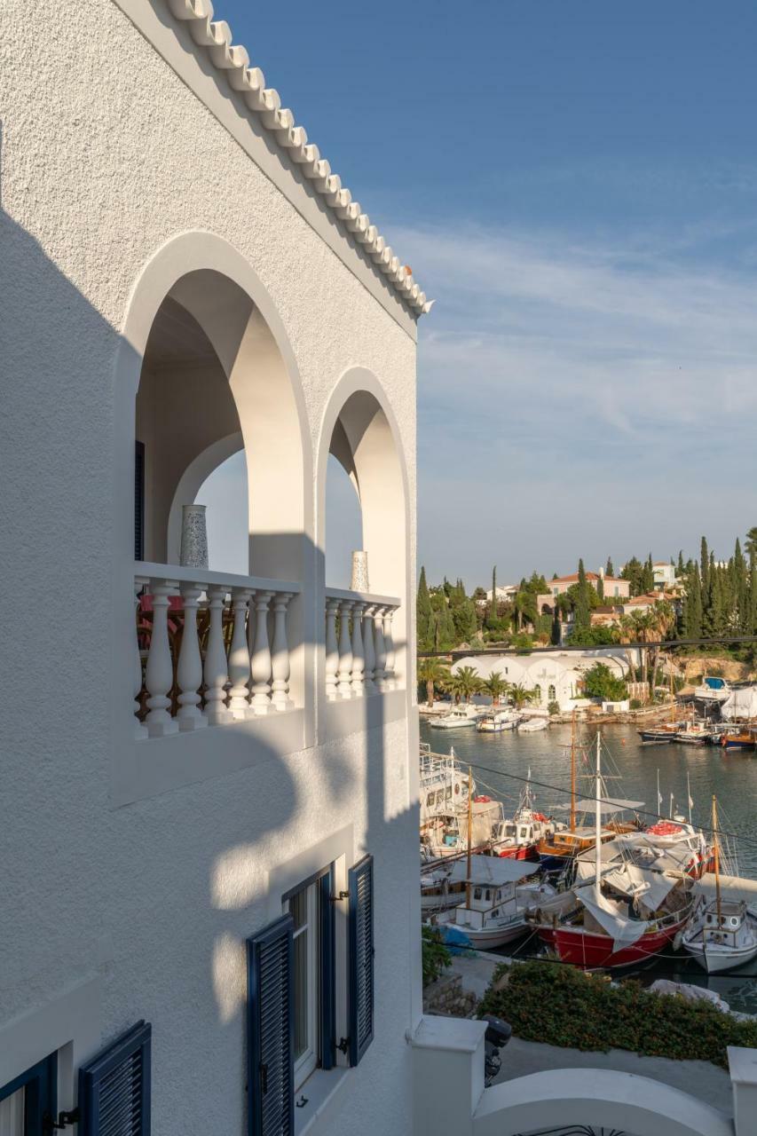 Porto Vecchio Luxury Suites Spetses Town Exterior photo